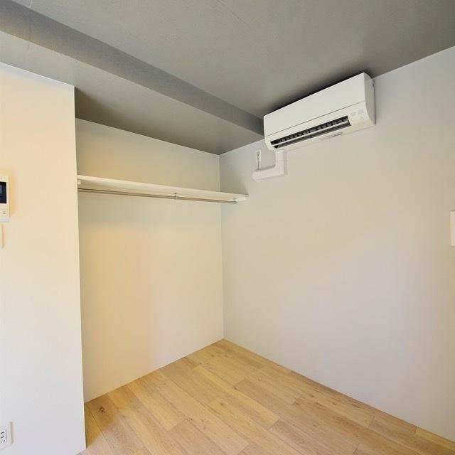 カーサピアッツァ新宿西落合2階 収納