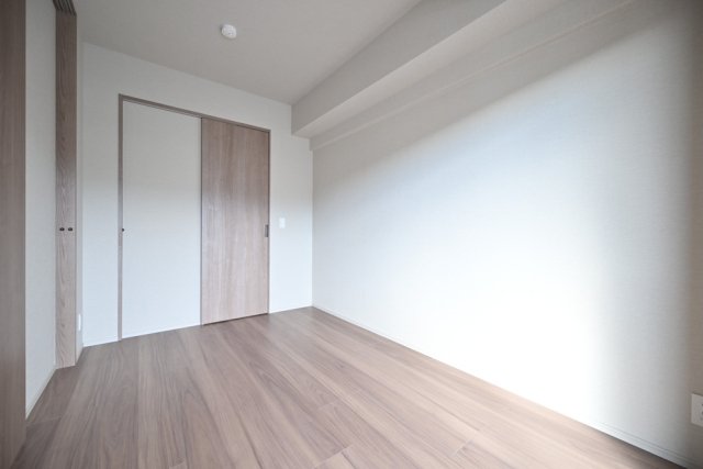 アトラスシティ千歳烏山グランスイート　杜ノ棟3階 洋室2