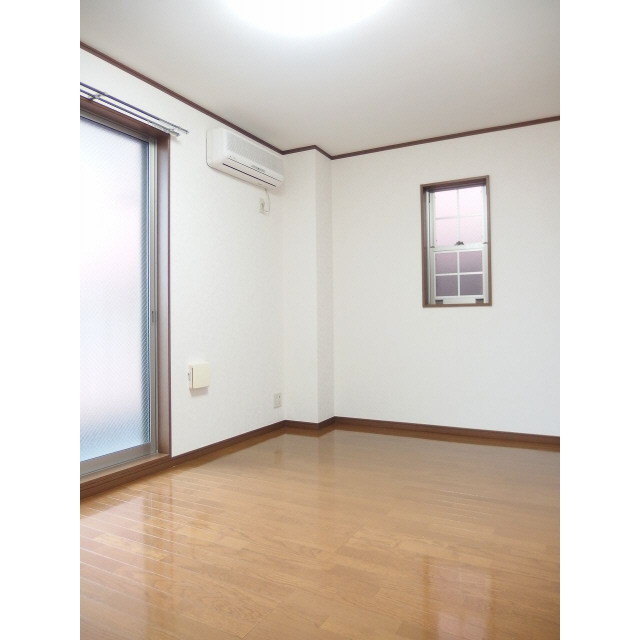 アンプルール フェール 本川越307号室 リビング