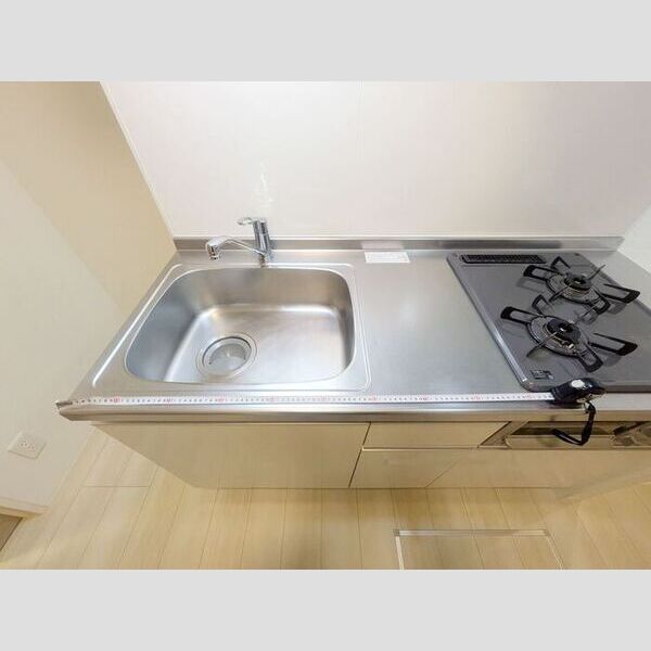 Cast-metal シンク