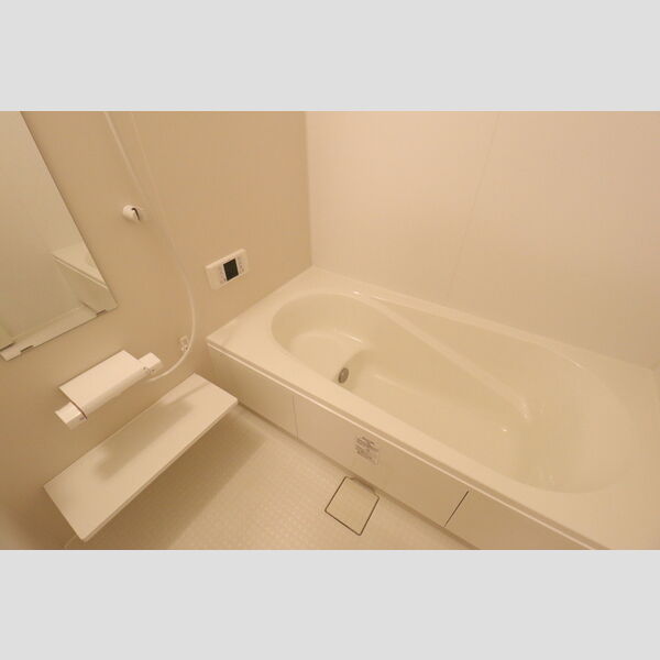 roi del'ours　Ⅲ 追い焚き給湯1坪タイプ