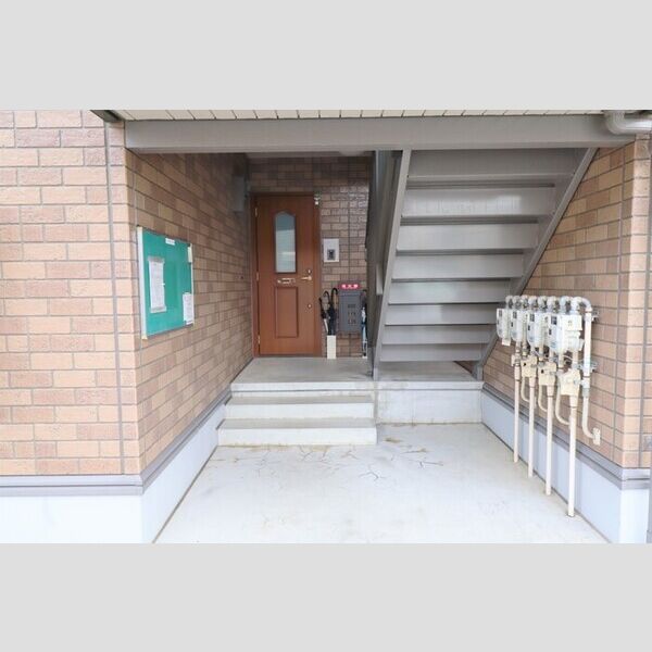 リナウル鵠沼 エントランス