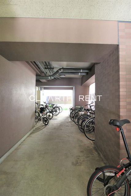 菱和パレス音羽7階 敷地内駐輪場