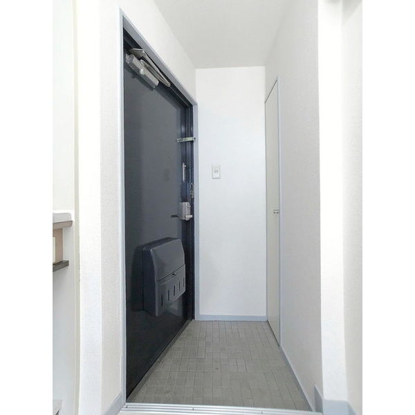 BoatHouse005A号室 玄関