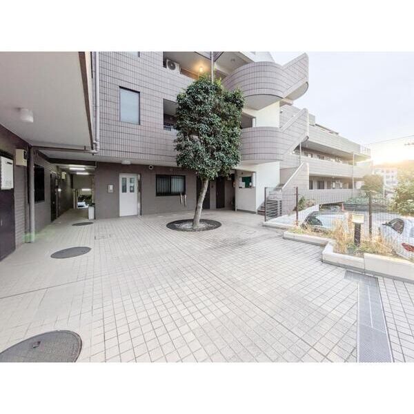 リバティハウス406号室 エントランス