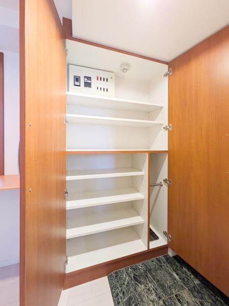 麹町レジデンス7階 リビング