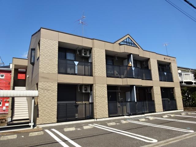 サンパティーク 外観写真（昼）