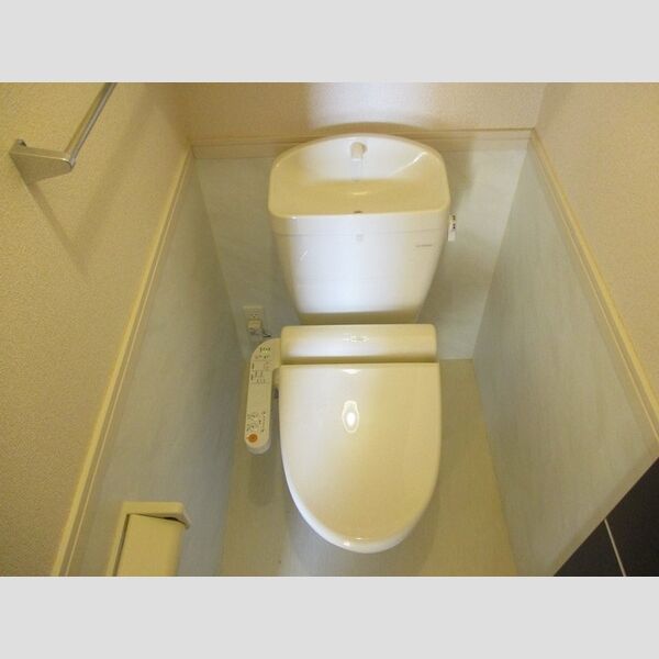 エイトフレア稲荷台 温水洗浄暖房便座