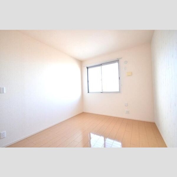 グリーンハイム303号室 北側6帖洋室