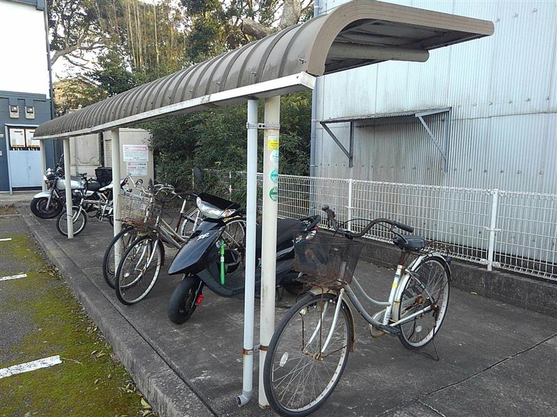 レオパレスながしま110号室 駐輪場完備