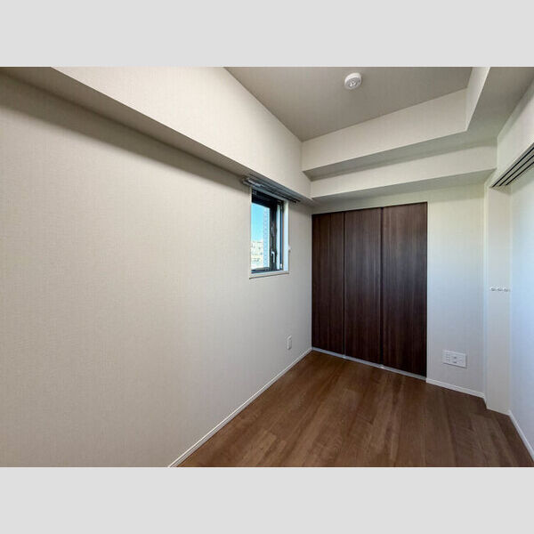 サンジョイアゼロ713号室 洋室