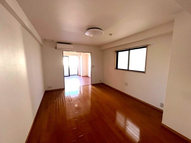 リヴィエール神楽坂 リビング