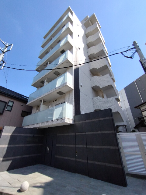 ディアレイシャス横浜WEST 外観