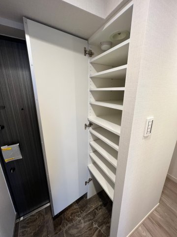 DIPS上野NORTH1201号室 収納