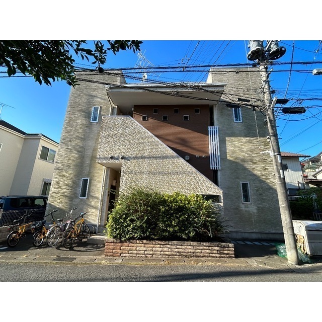 コンフォートメゾン東平賀205号室 外観