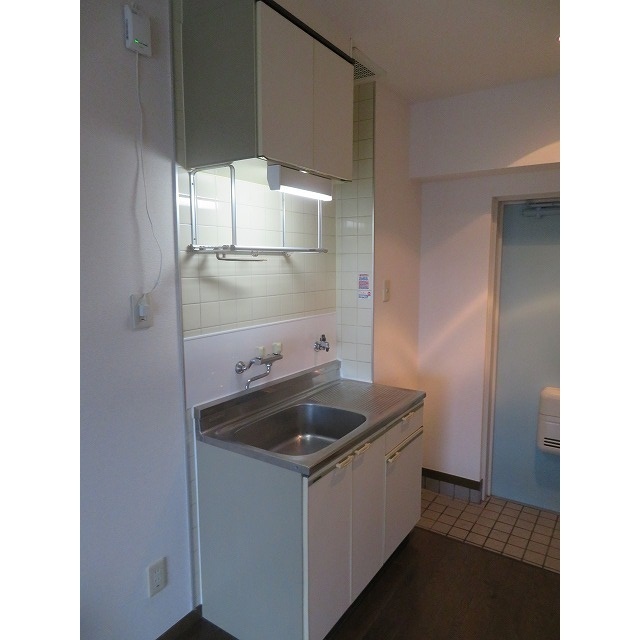 エレガンス綾瀬６0807号室 キッチン