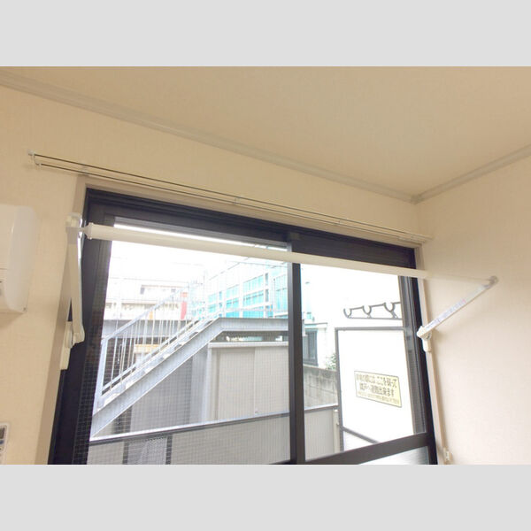 ボナール弘明寺　A 室内干し用設備有り