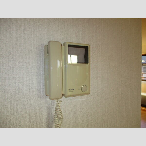 フロイデ若葉 202(モニター付インターホン)