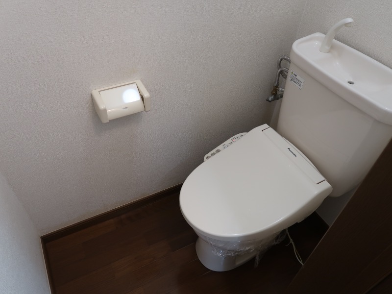 シャインヒル1階 ※別部屋写真参照