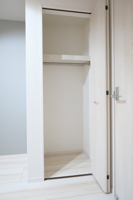 ＭＥＬＤＩＡ松島四丁目 クローゼット