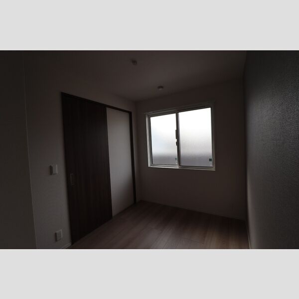 セレスティア白鳥308号室 洋室　約4.1帖