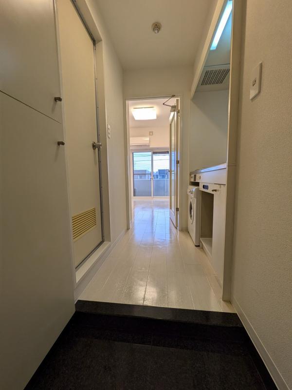 SOCIETY MINAMI-GYOUTOKU(K-017) 玄関