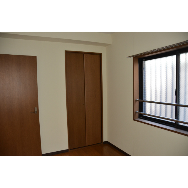 ヴェルエール湘南104号室 内観