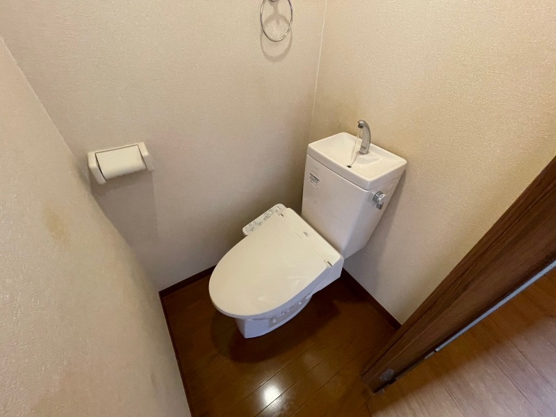 バードウィング上高田1階 同建物別部屋の参考画像