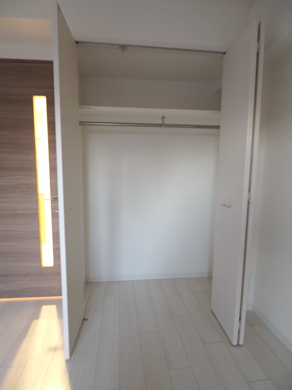 レジディア国立3階 収納