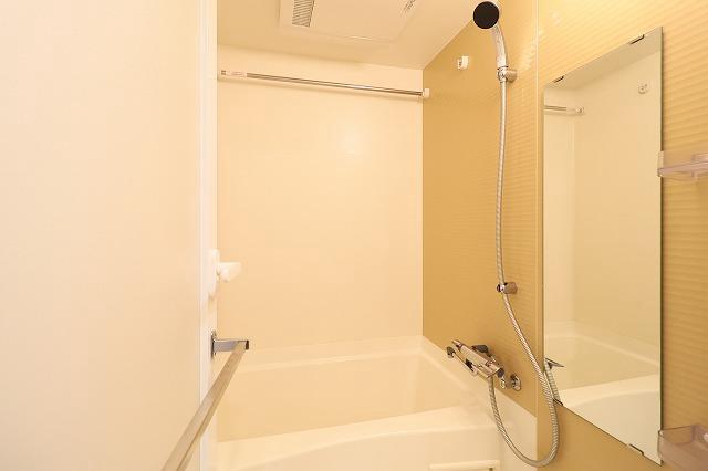 ジェノヴィア阪東橋スカイガーデン バス