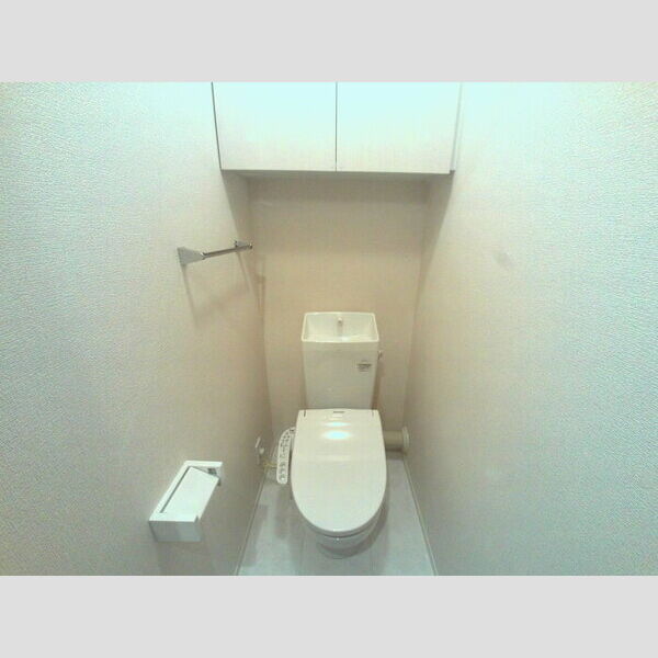 レクエルドK302号室 温水洗浄便座