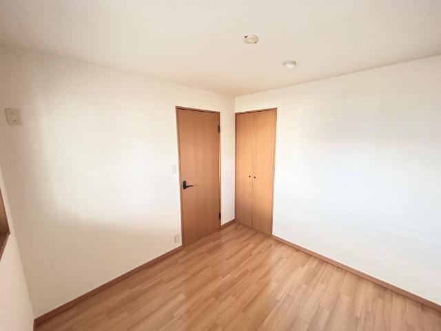 グリーンヒルズ105号室 北洋室