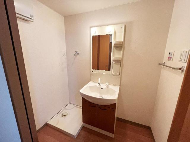 パラシオン平塚 洗髪洗面化粧台