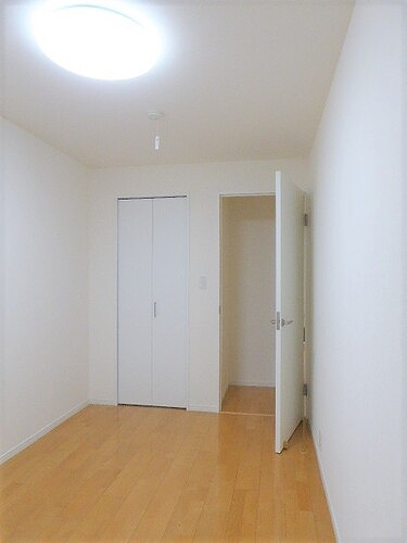 ドルフ青葉台３号棟4階 同建物別部屋の参考画像