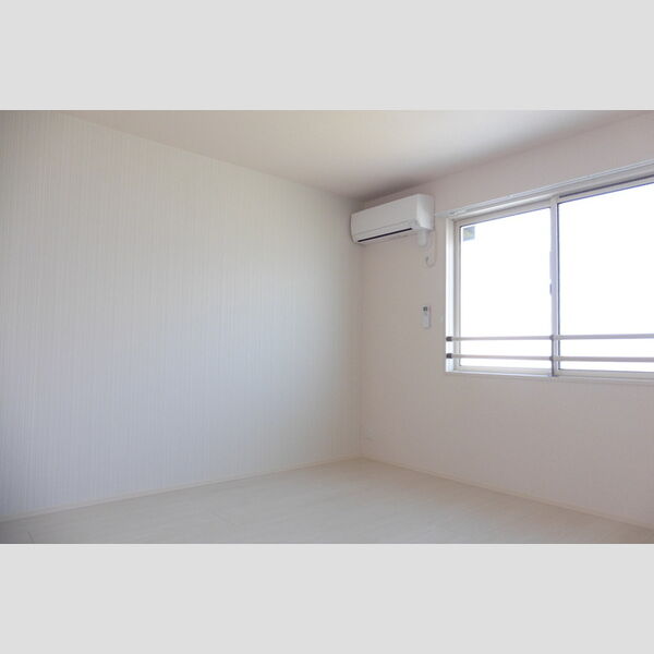 エターナル　ジョイ303号室 エアコン付き洋室