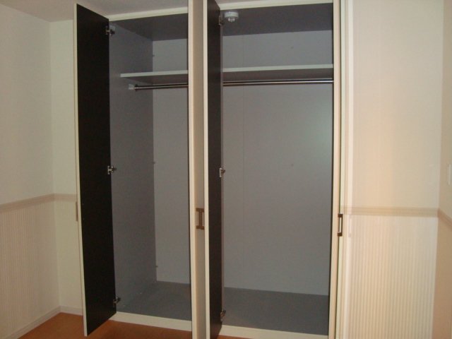 クレアトゥール　エスト　(Ｃｒｅａｔｅｕｒ　ｅｓｔ) クローゼット