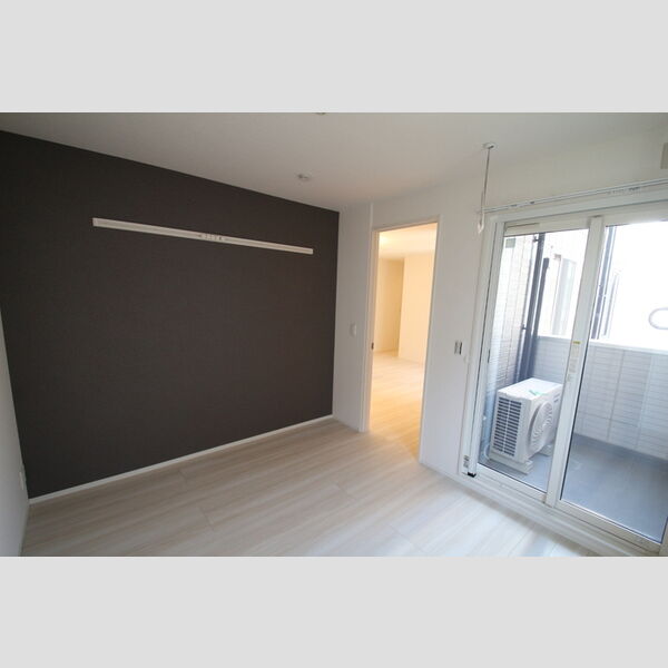 アヴァンス東日暮里205号室 洋室