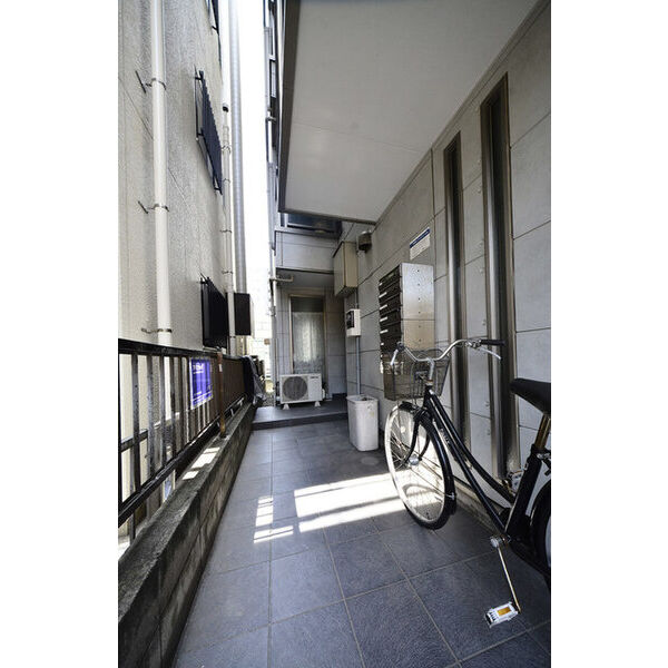 Aレガート吉野町 エントランス