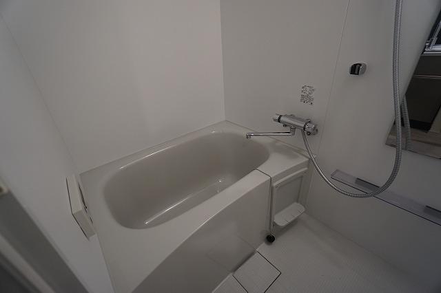 nido MOTOASAKUSA バス