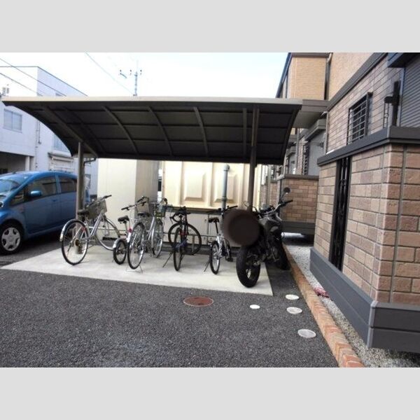 モナリエ富士見 駐輪場