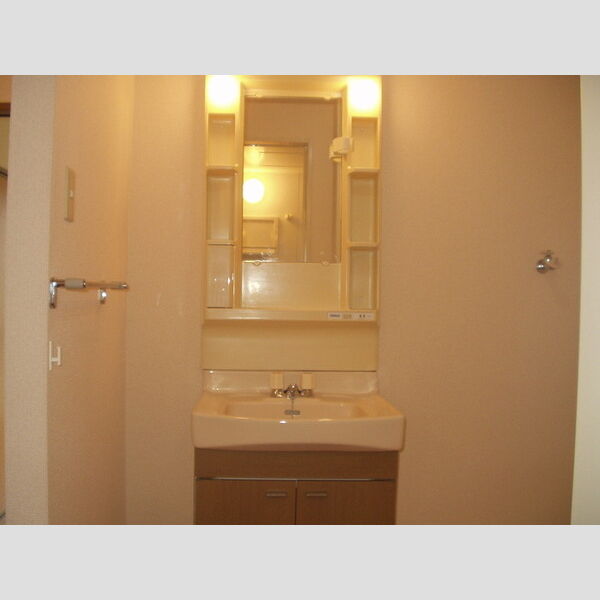 オーシャンヒルズ　B 洗面化粧台