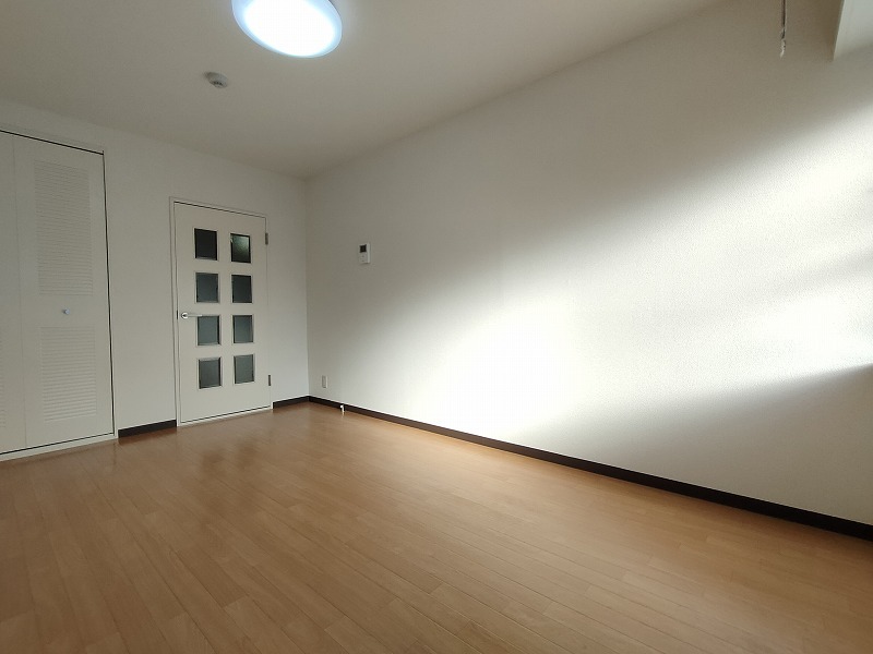 シャンブル綾瀬Ｅ リビング