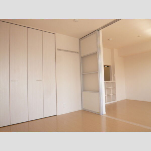 プレジオ幕張 居室