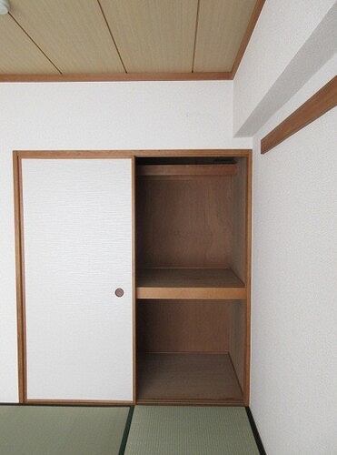 ライオンズプラザ川口本町 押入れ　前回募集時／2019年1月の写真