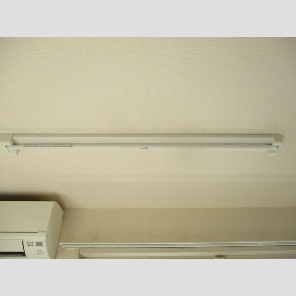 チェリーハイム　B棟202号室 室内物干し