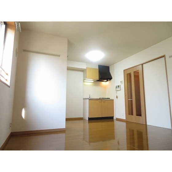 サン・ルミエール 内観