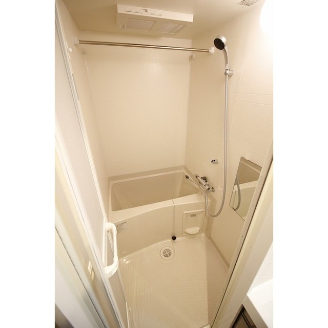 プレール・ドゥーク西川口Ⅱ412号室 お風呂