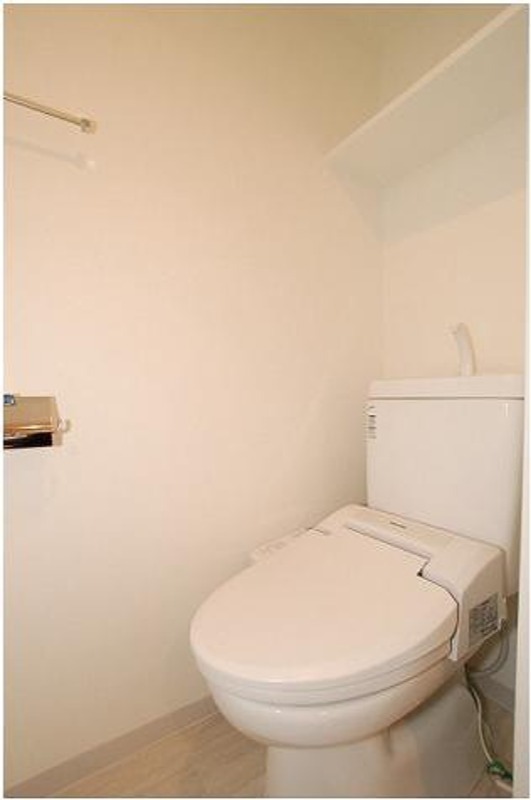 グランドコンシェルジュ用賀アジールコート1階 トイレ