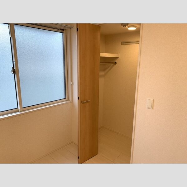 ロイジェントパークス レイクタウン Ⅲ　H201号室 クローゼット