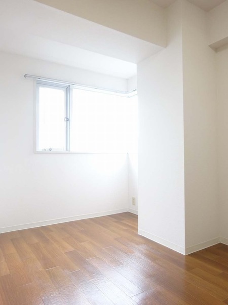 クリオ石川台壱番館407号室 リビング